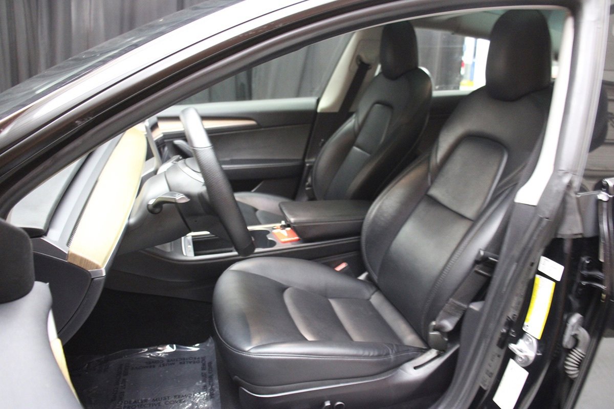 Used 2022 Tesla Model 3 Standard Range RWD image 22
