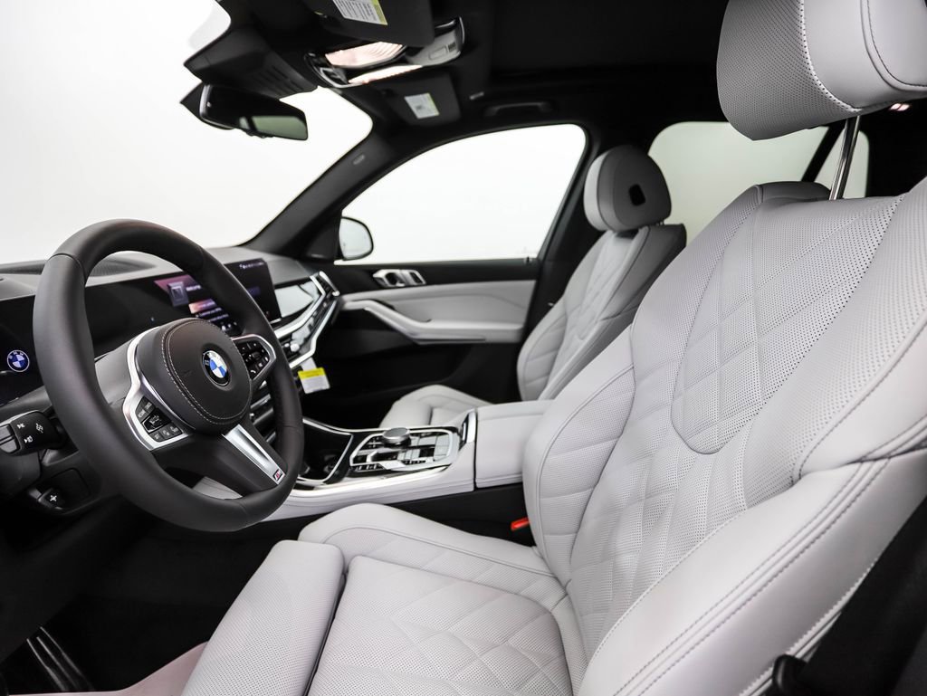 New 2026 BMW X5 xDrive40i w/ M Sport Package image 12