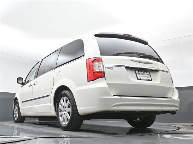 Used 2011 Chrysler Town & Country Touring-L w/ Entertainment Group #2 image 54