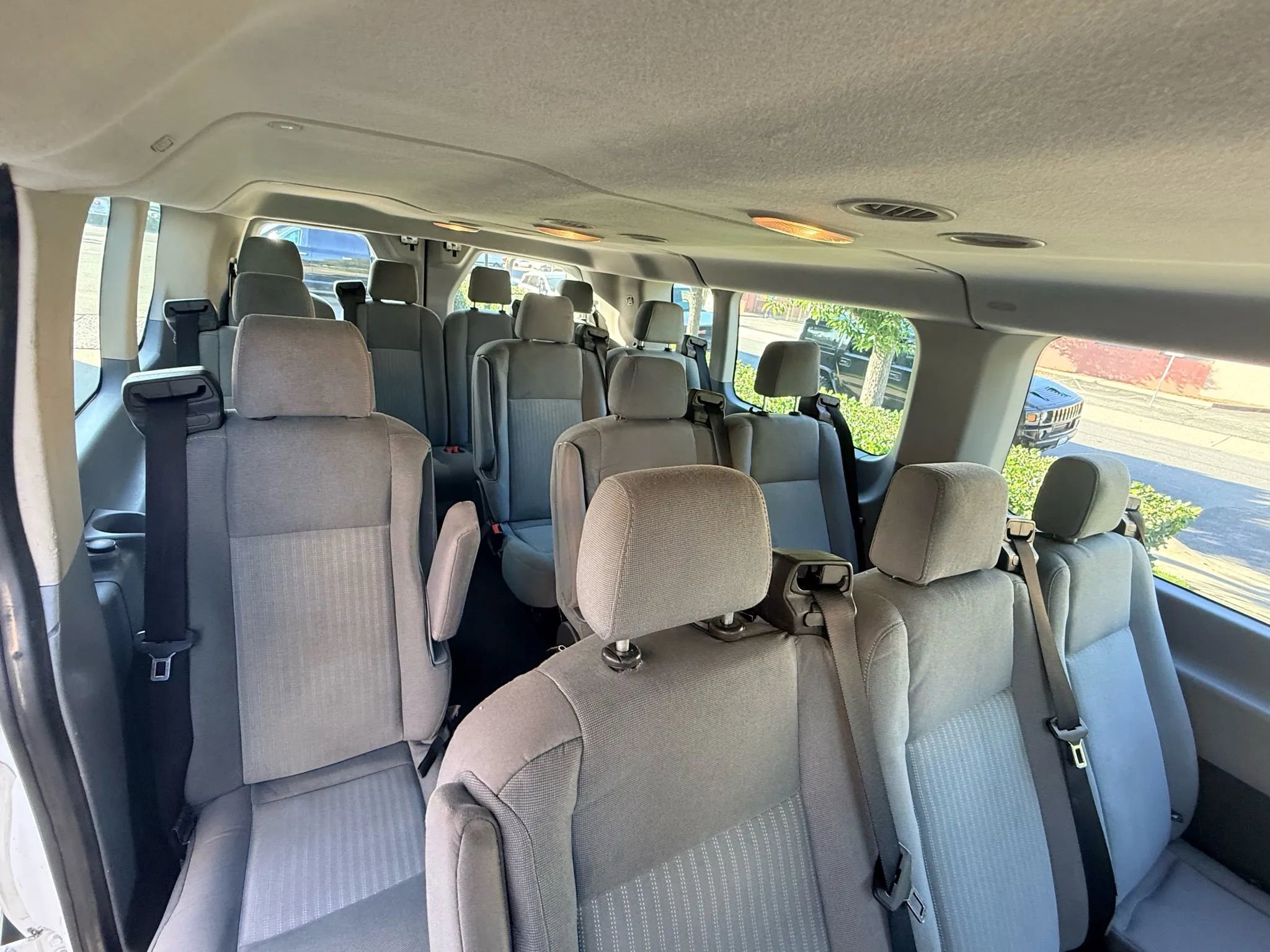 Used 2015 Ford Transit 350 XLT RWD image 15