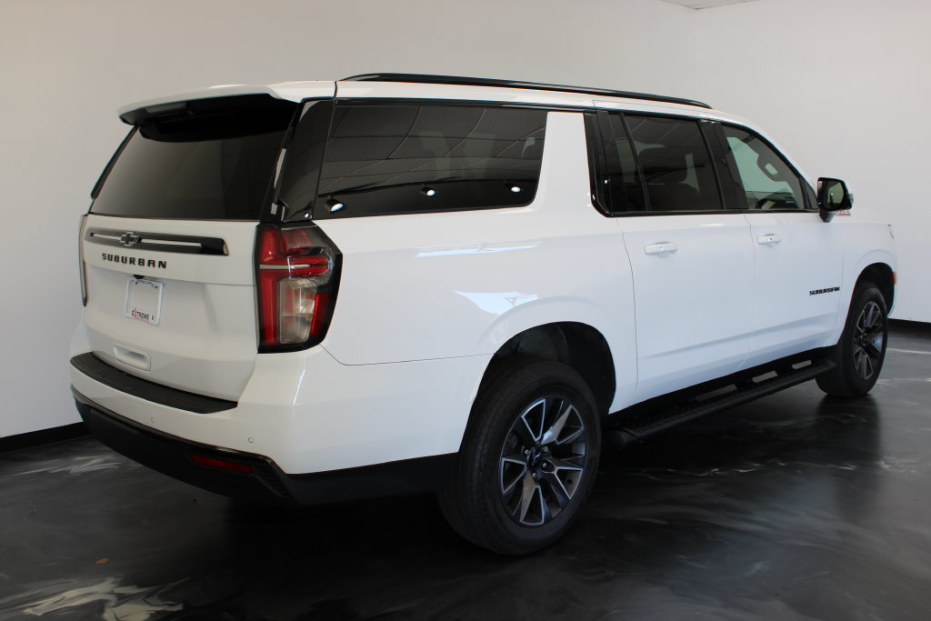 Used 2023 Chevrolet Suburban Z71 w/ Luxury Package AWD/4WD image 29