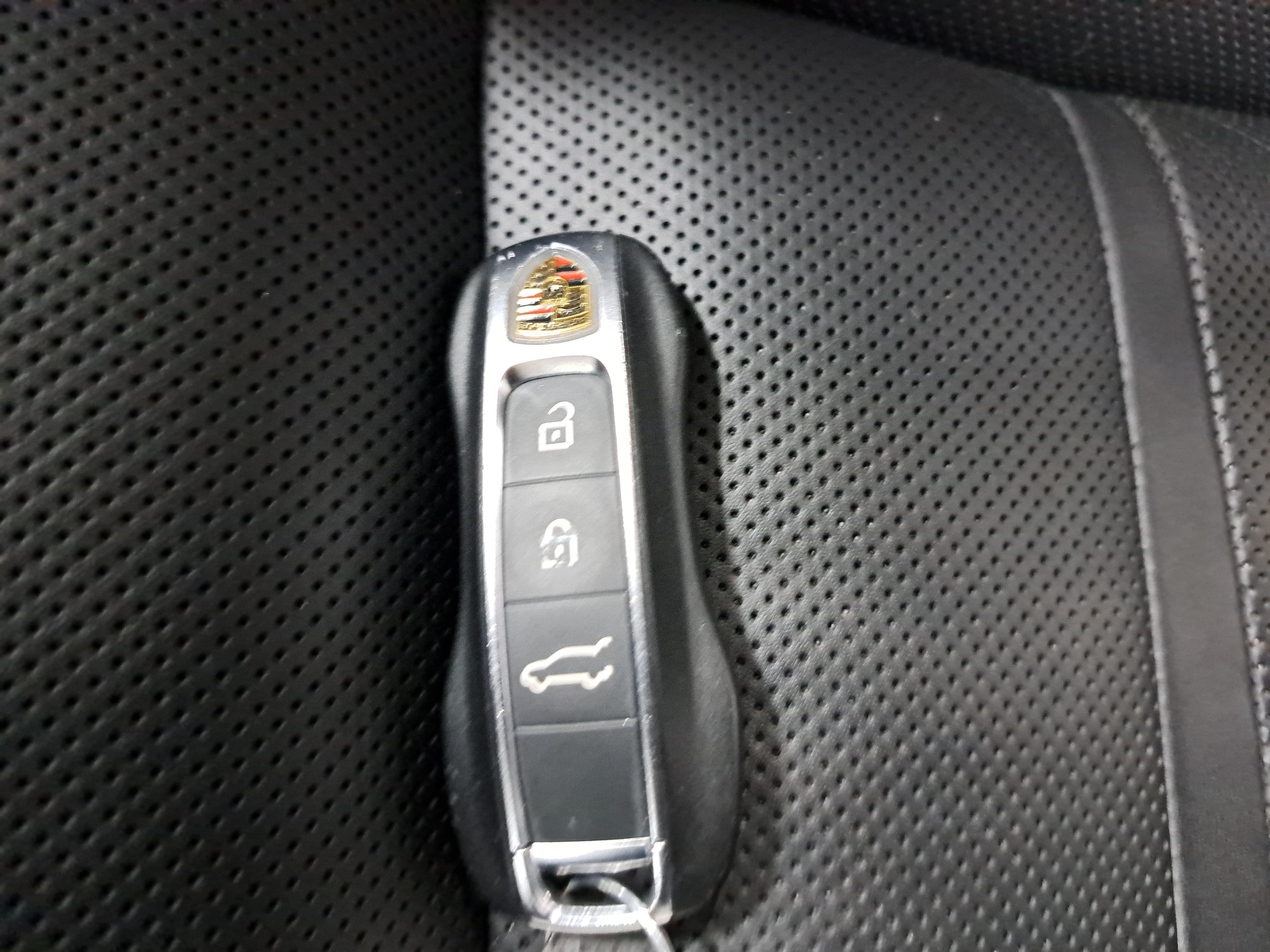 Used 2019 Porsche Cayenne S AWD/4WD image 36