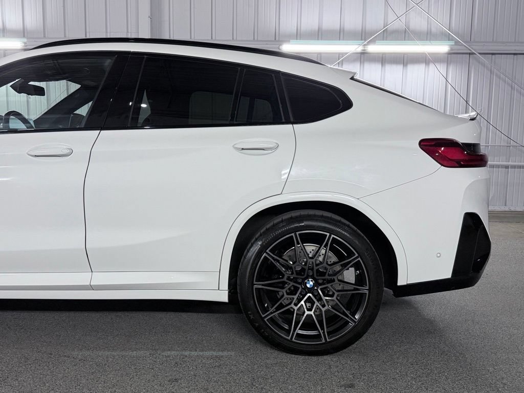 Used 2024 BMW X4 M w/ Competition Package AWD/4WD image 11