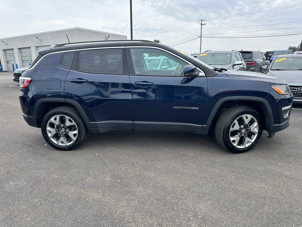 Used 2018 Jeep Compass Limited image 2