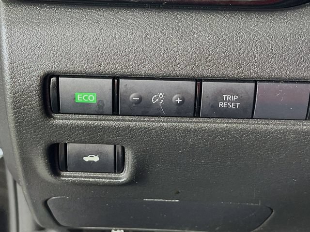 Used 2025 Nissan Sentra SV w/ All-Weather Package FWD image 11