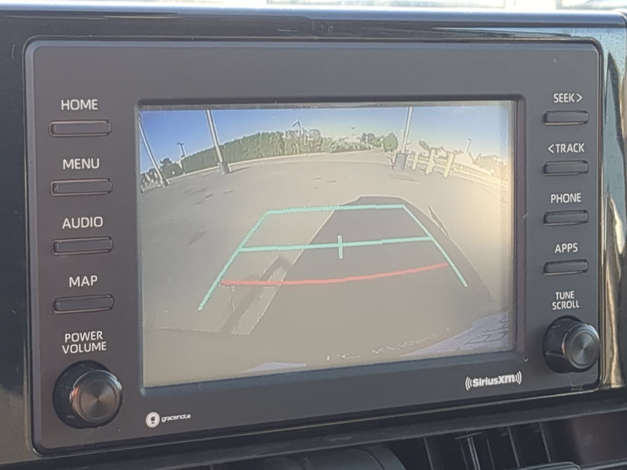 Used 2021 Toyota RAV4 LE AWD/4WD image 14
