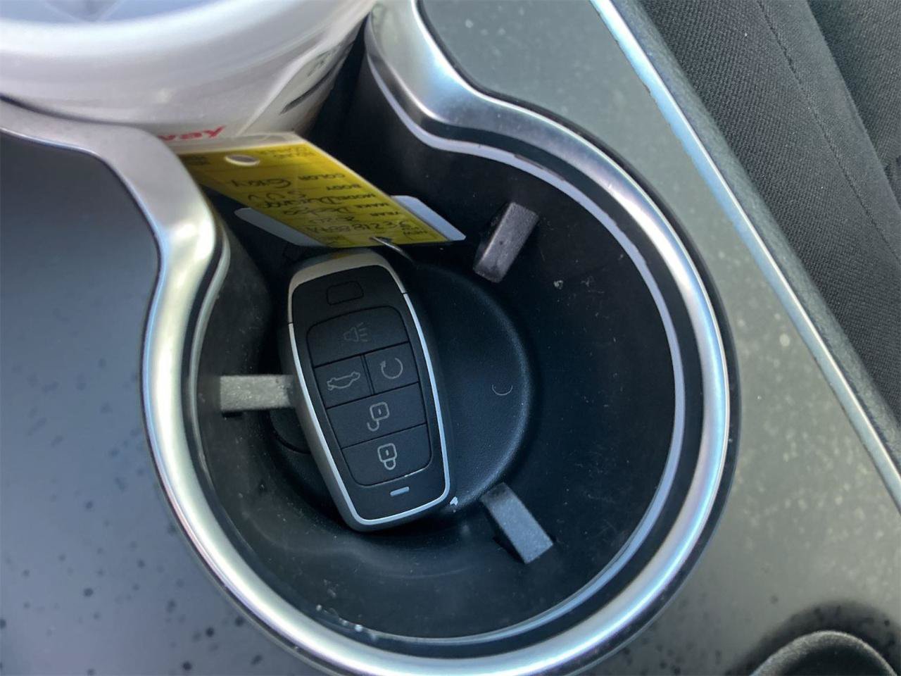 Used 2020 Dodge Durango SXT w/ 3rd Row Seating Group RWD image 14