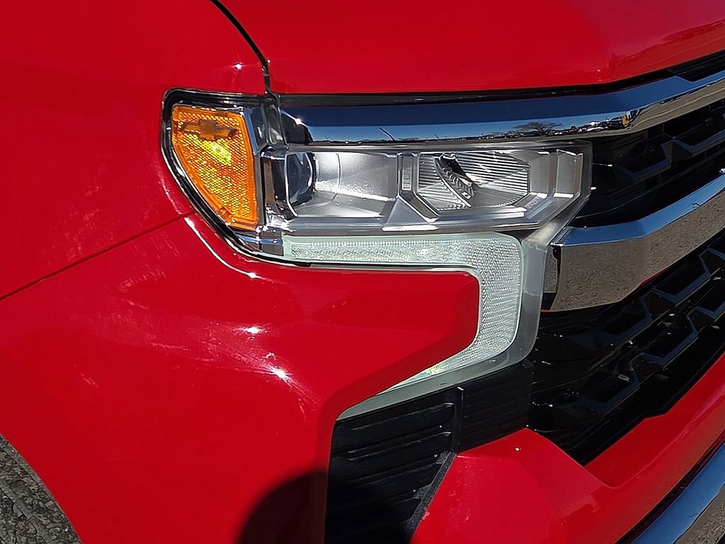 Used 2022 Chevrolet Silverado 1500 LT image 10