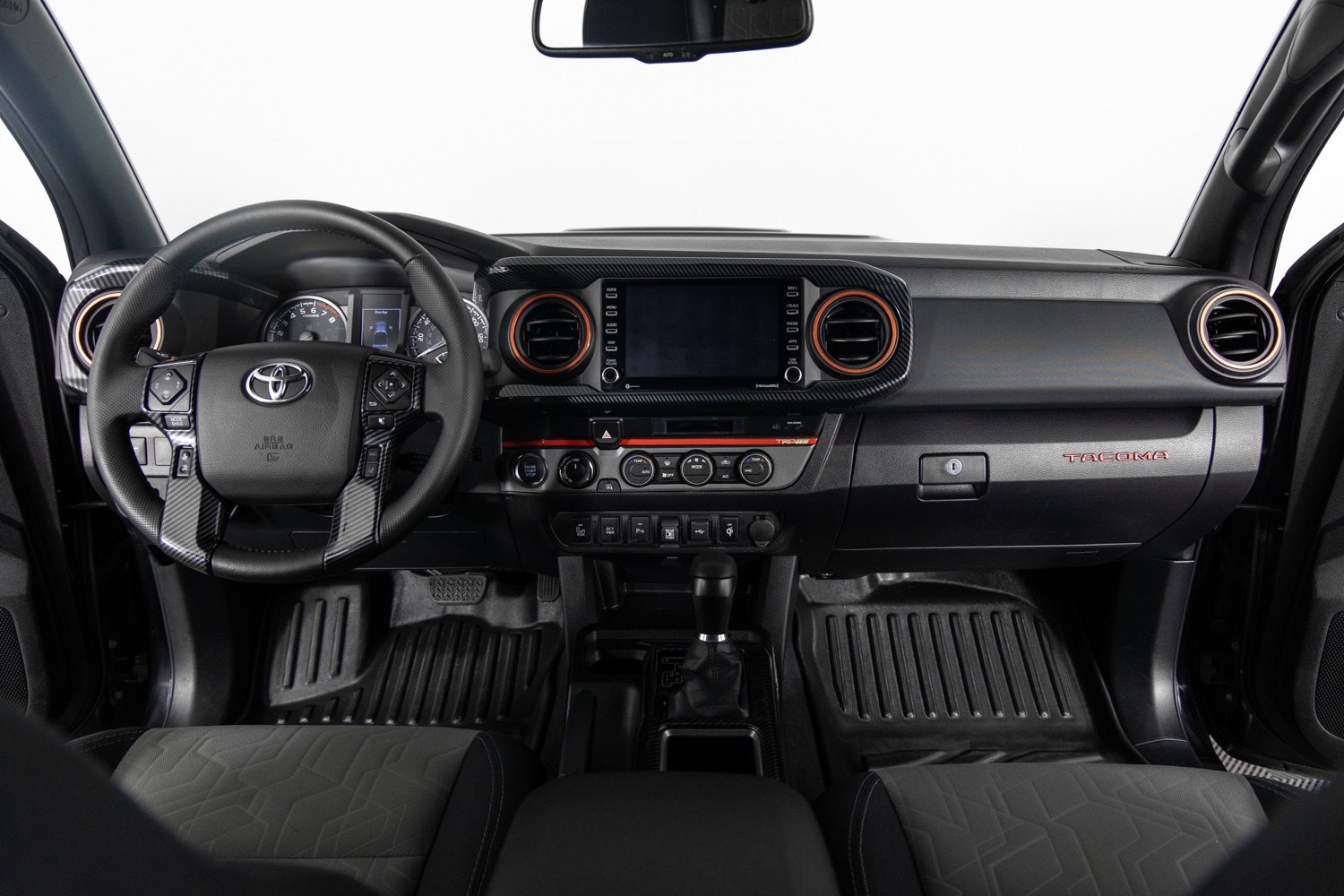 Used 2022 Toyota Tacoma TRD Sport w/ Technology Package image 28