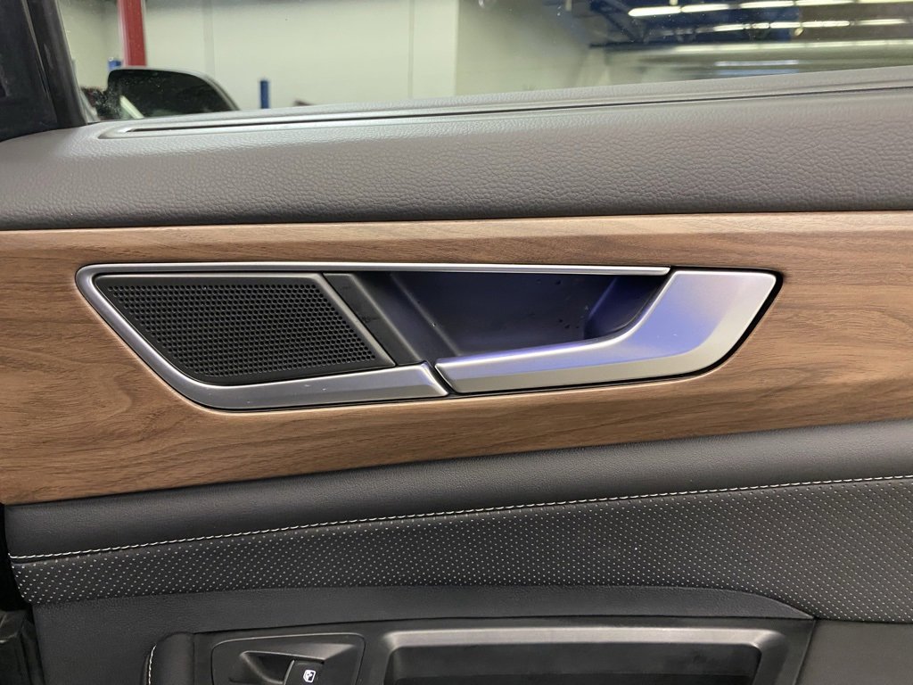 Used 2024 Volkswagen Atlas SE image 39