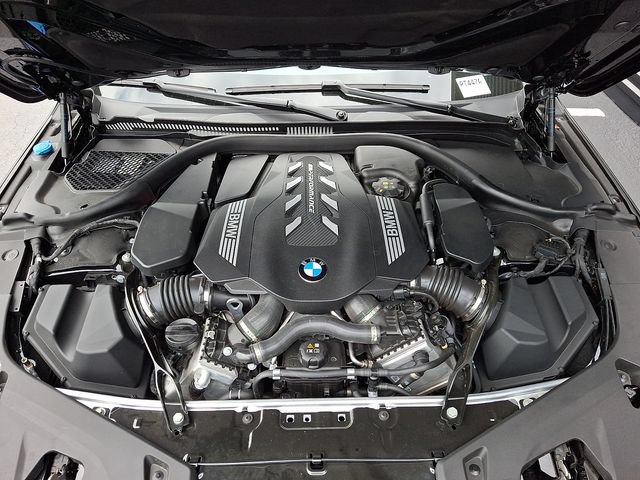 Used 2024 BMW M850i xDrive Convertible AWD/4WD image 33
