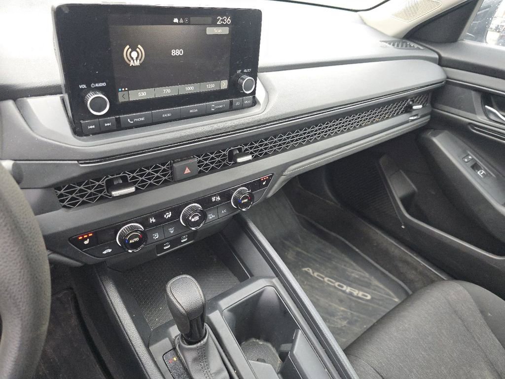 Used 2023 Honda Accord EX image 26