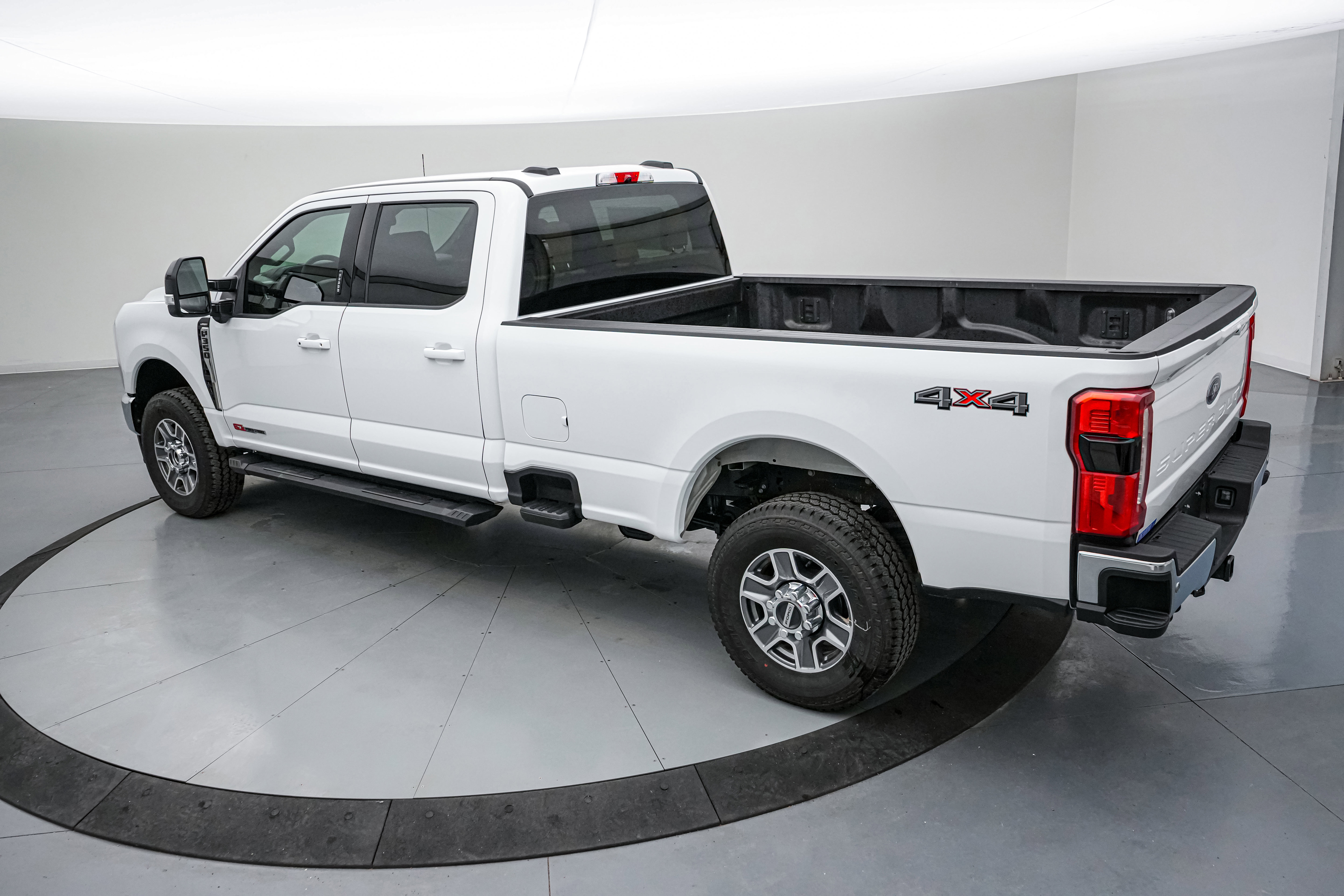 New 2026 Ford F350 Lariat image 7