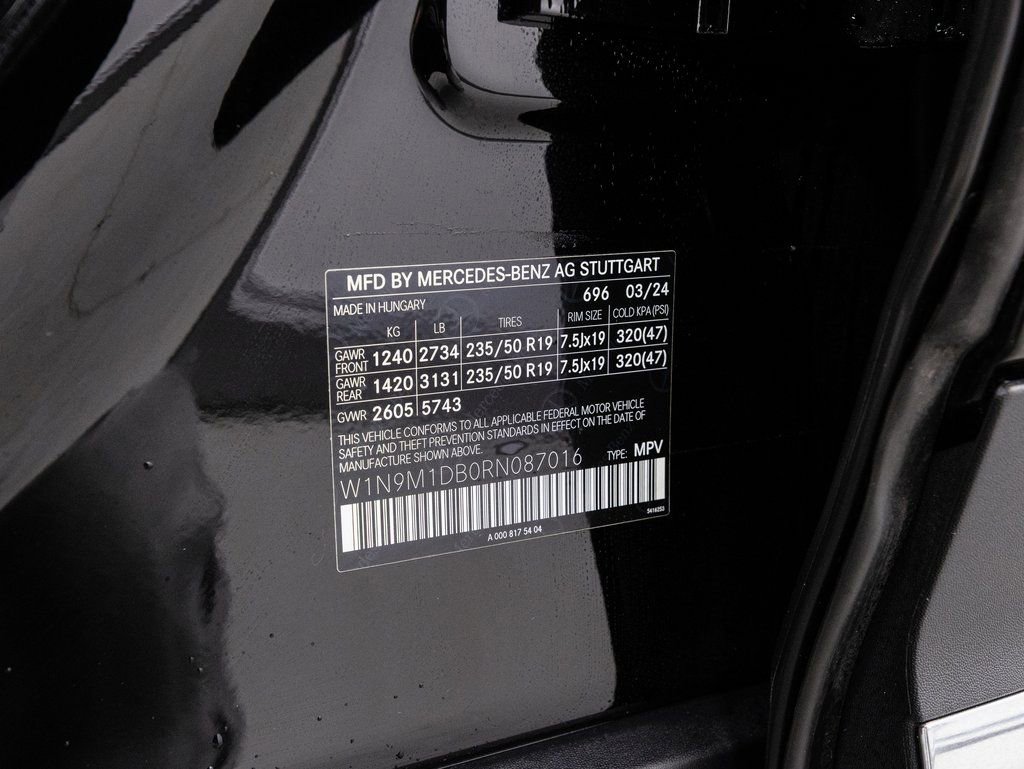 Used 2024 Mercedes-Benz EQB 350 4MATIC SUV image 32