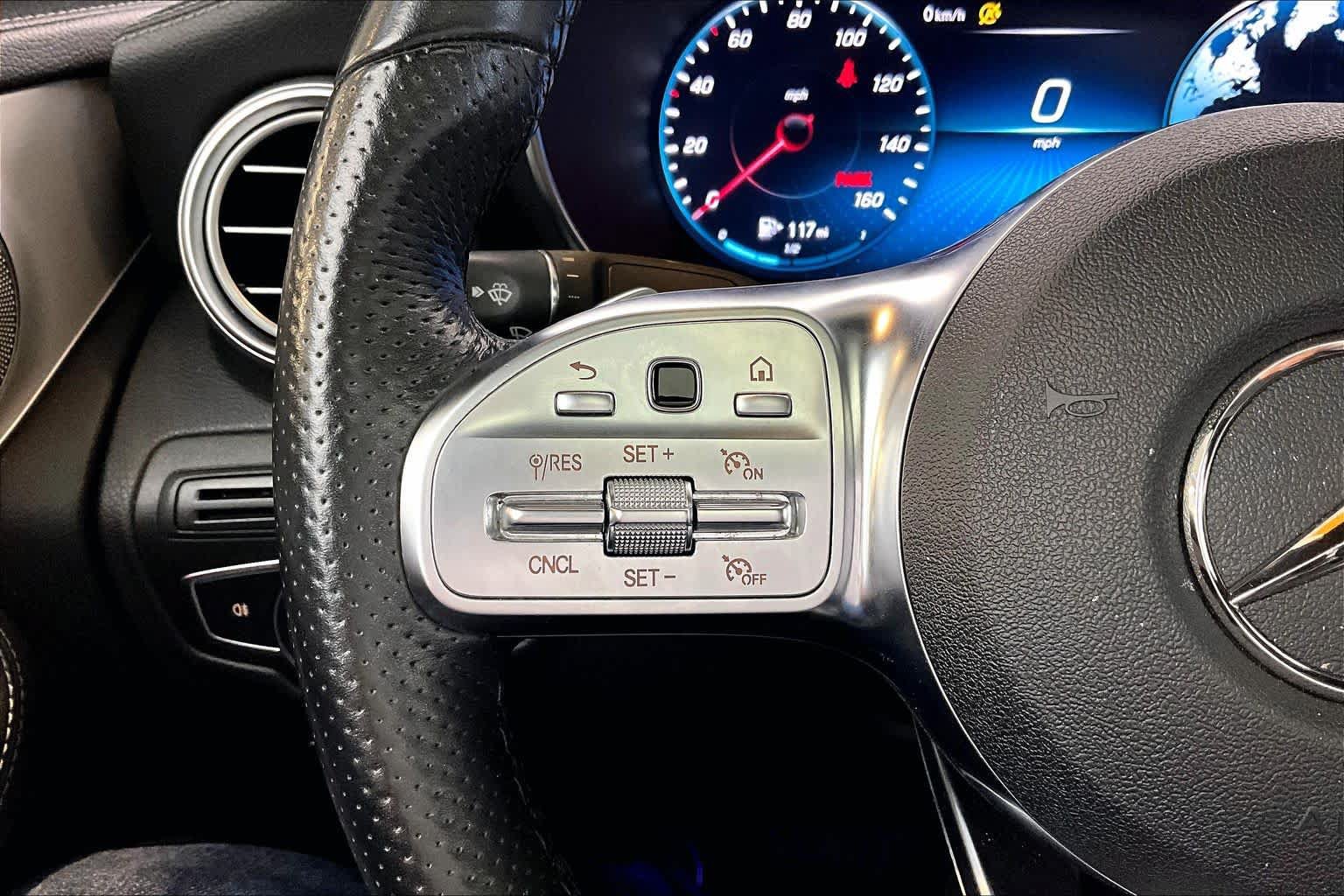 Used 2023 Mercedes-Benz GLC 300 4MATIC Coupe image 24