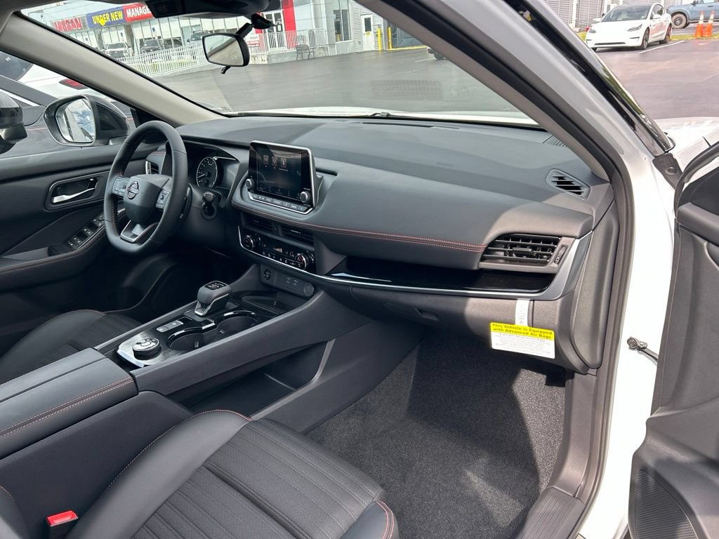 New 2026 Nissan Rogue SV AWD/4WD image 42