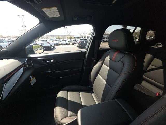 New 2026 Chevrolet Trax RS w/ Sunroof Package image 27