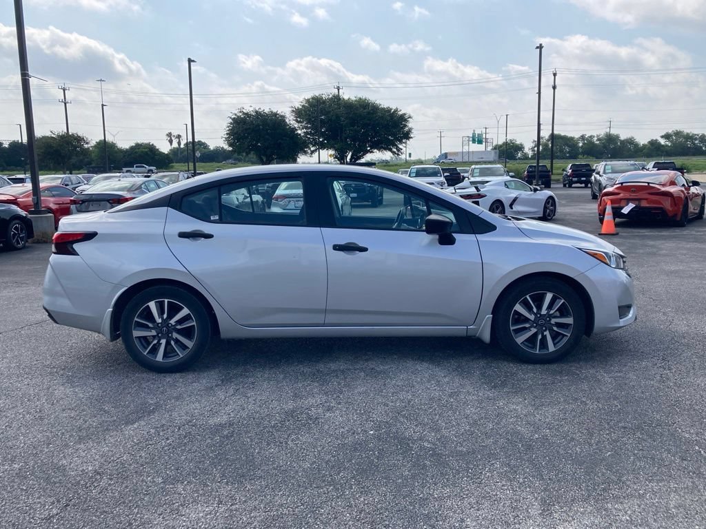 Used 2024 Nissan Versa S w/ S Plus Package FWD image 4
