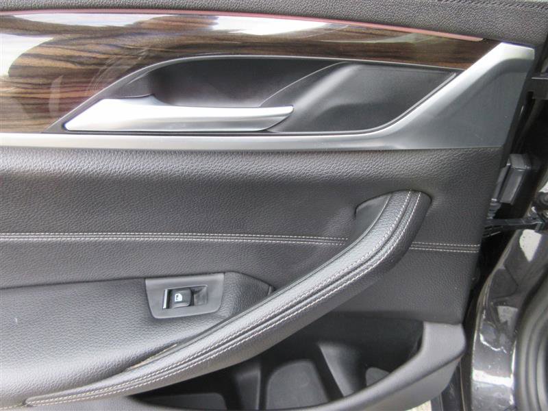Used 2018 BMW 540i xDrive image 24