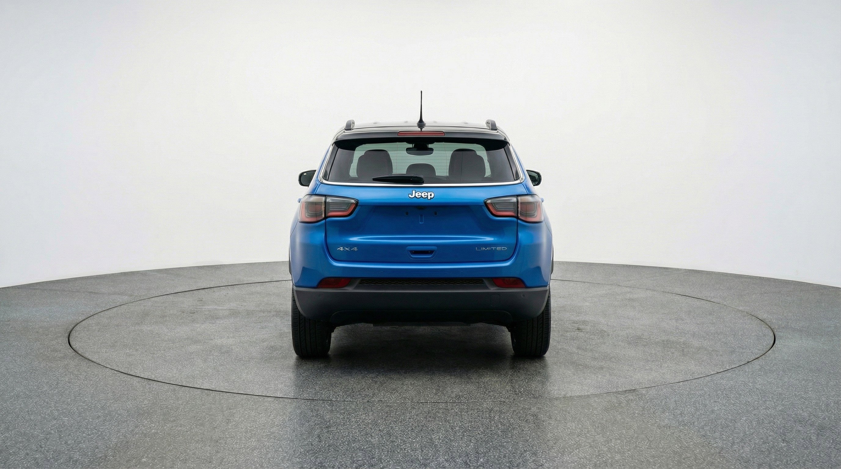 Used 2025 Jeep Compass Limited image 7