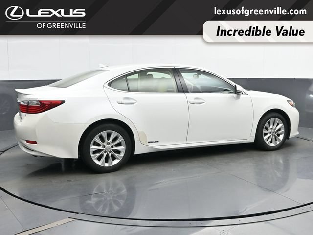 Used 2014 Lexus ES 300h w/ Luxury Package w/Bamboo Trim FWD image 8