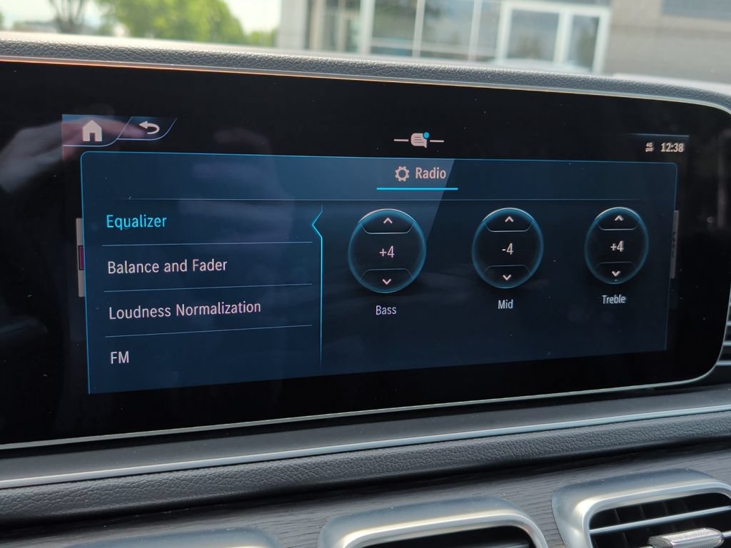 Used 2025 Mercedes-Benz GLE 450 4MATIC image 29