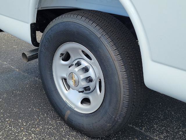 New 2025 Chevrolet Express 2500 Extended w/ Driver Convenience Package RWD image 14