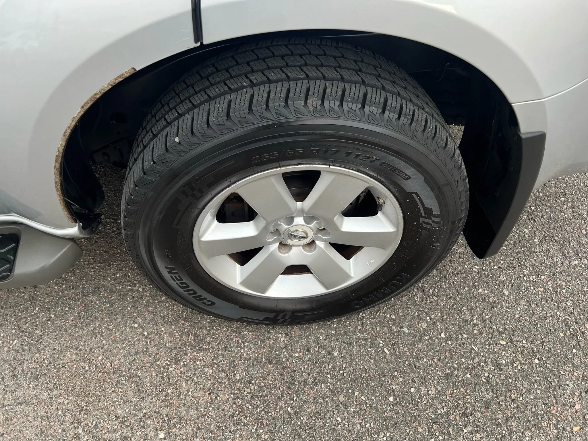 Used 2011 Nissan Pathfinder SV RWD image 17