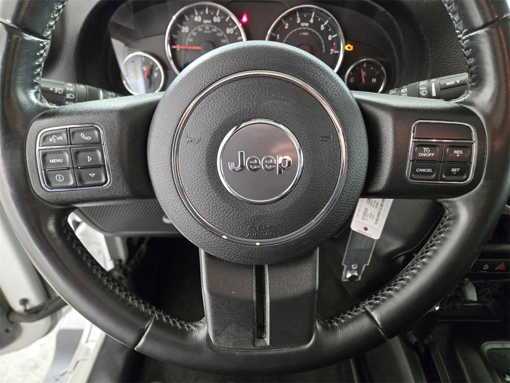 Used 2018 Jeep Wrangler Unlimited Sahara w/ Connectivity Group image 24