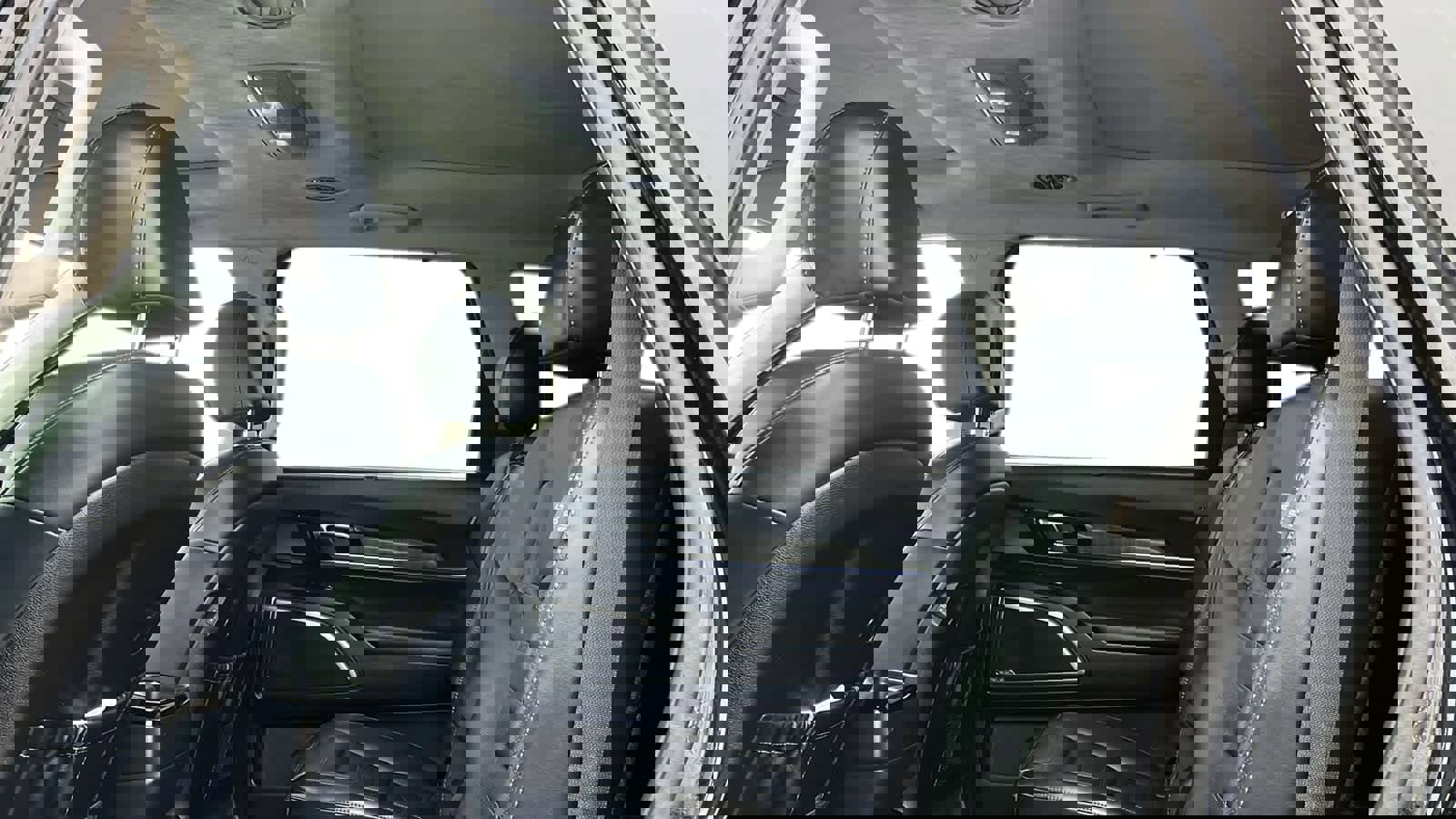 Used 2024 Kia Telluride SX Prestige w/ Towing Package image 27