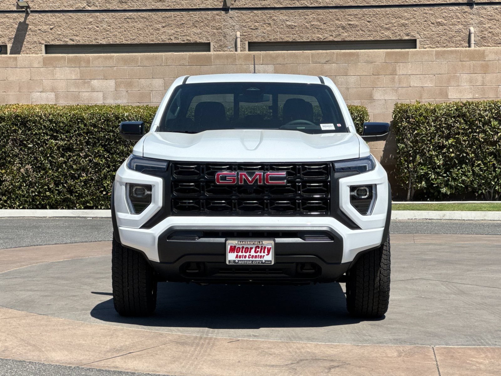 New 2026 GMC Canyon Elevation w/ Technology Package RWD image 9