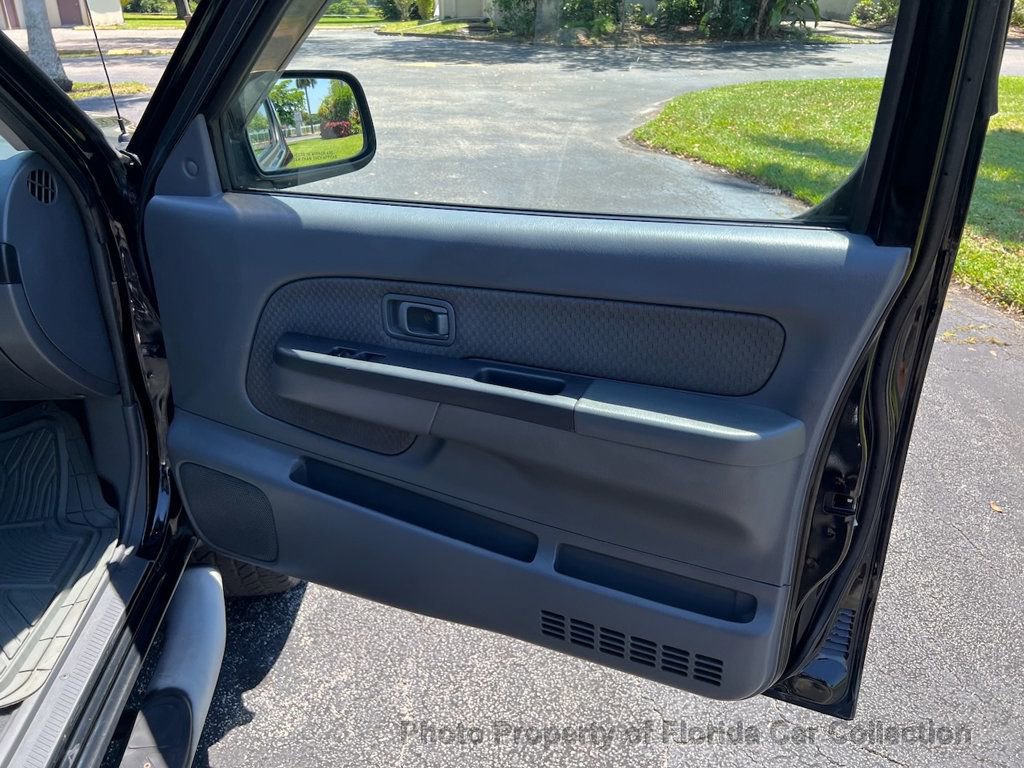 Used 2004 Nissan Xterra XE image 36