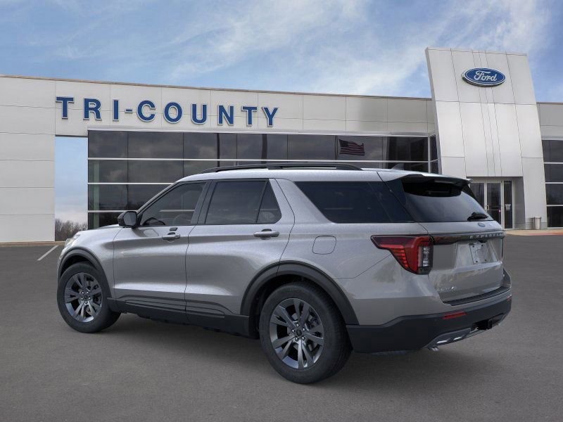 New 2026 Ford Explorer Active image 4