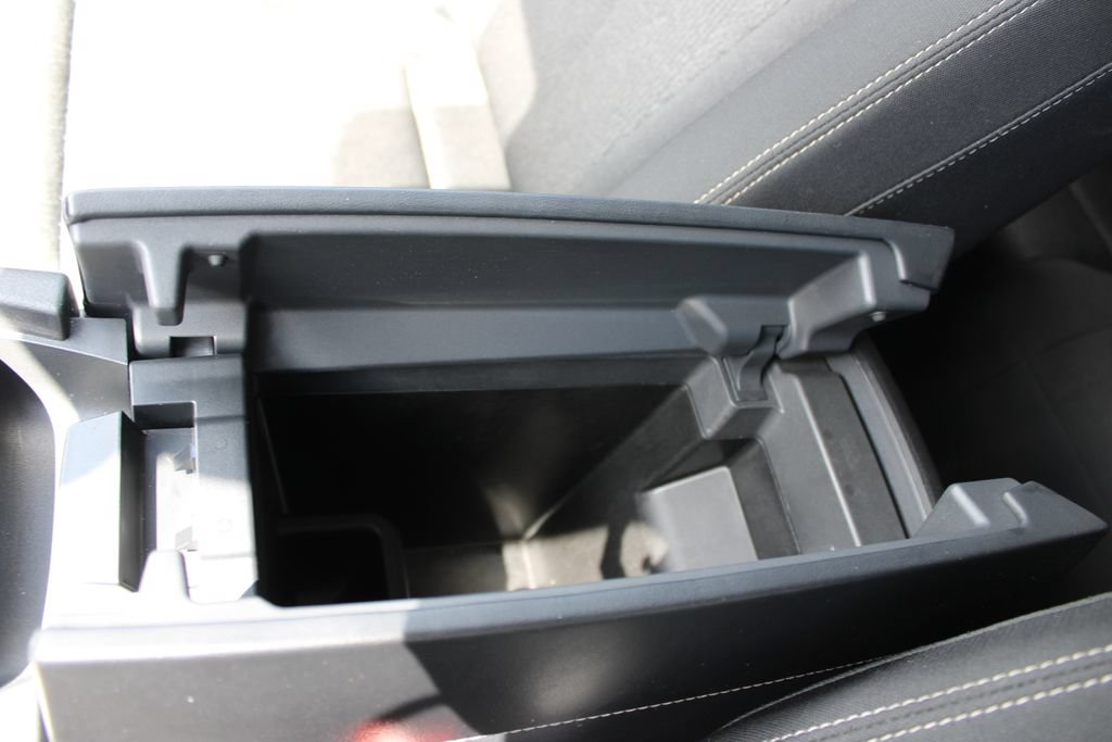 Used 2024 Nissan Rogue SV AWD/4WD image 43
