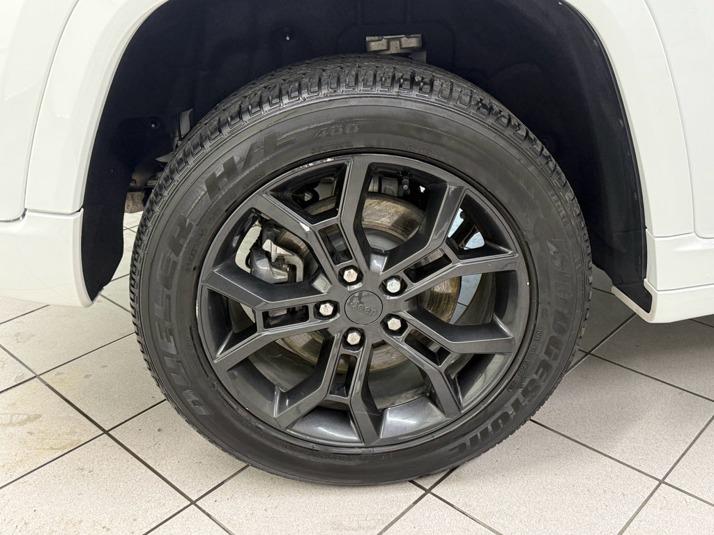 Used 2024 Jeep Grand Cherokee Limited 4xe image 13