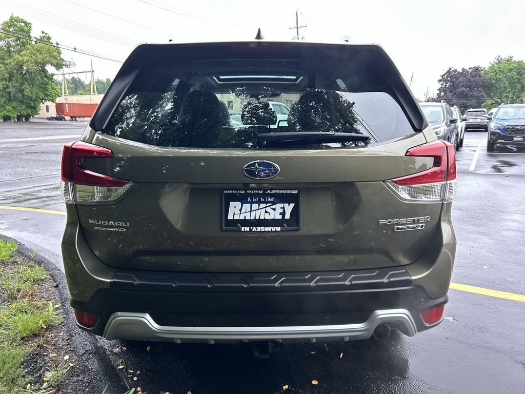 Certified 2023 Subaru Forester Touring AWD/4WD image 26