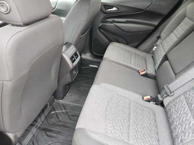 Used 2023 Chevrolet Equinox LT image 30