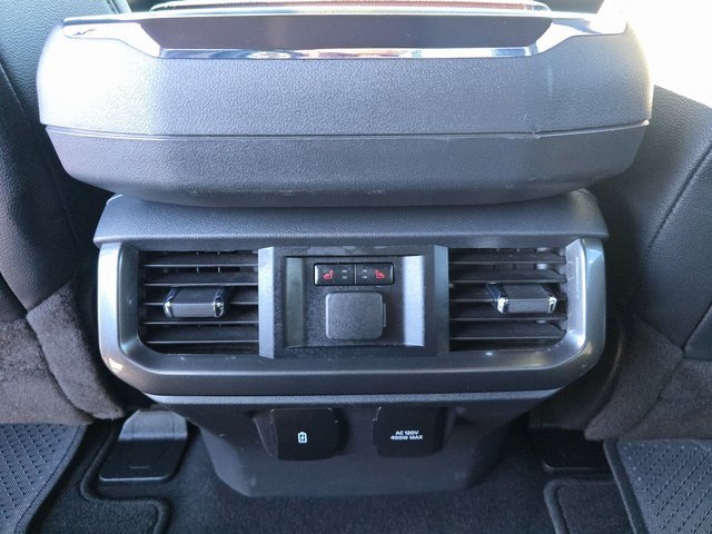 Used 2023 Ford F150 Lariat w/ Equipment Group 502A High image 16