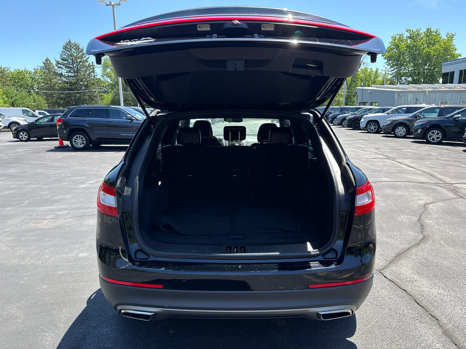 Used 2017 Lincoln MKX Premiere FWD image 15