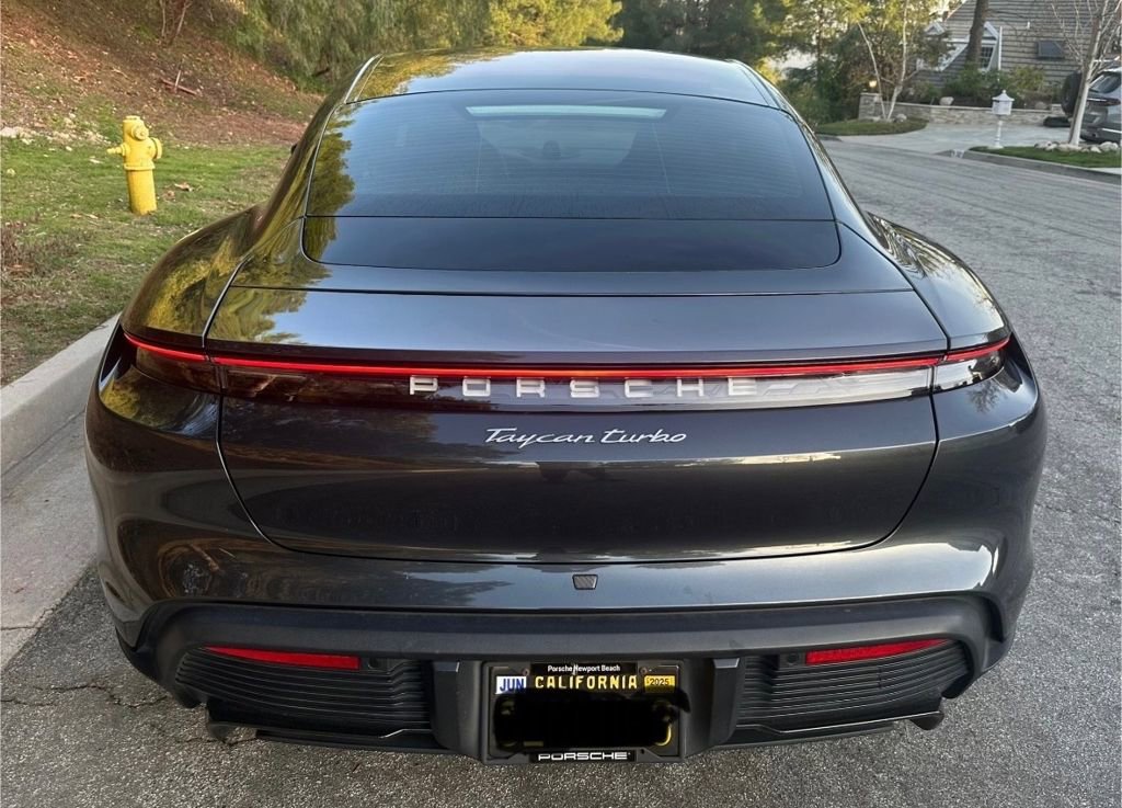 Used 2020 Porsche Taycan Turbo image 5