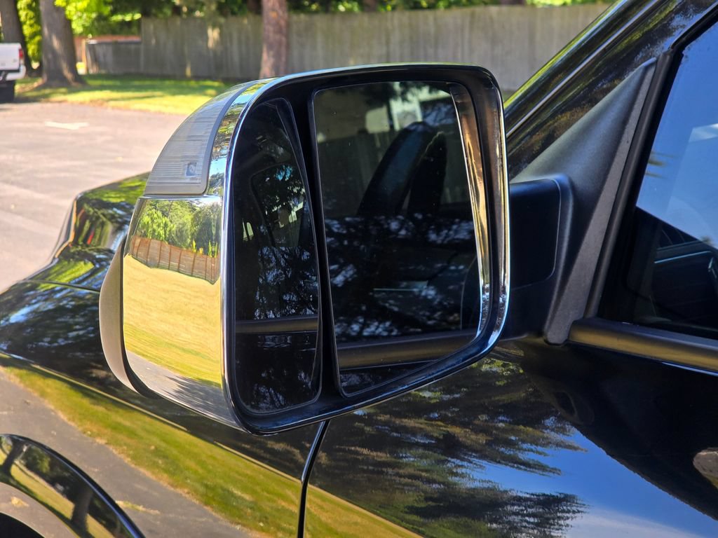 Used 2015 RAM 2500 Laramie w/ Convenience Group AWD/4WD image 11