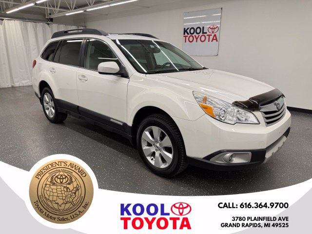Used 2012 Subaru Outback 2.5i Limited AWD/4WD image 1