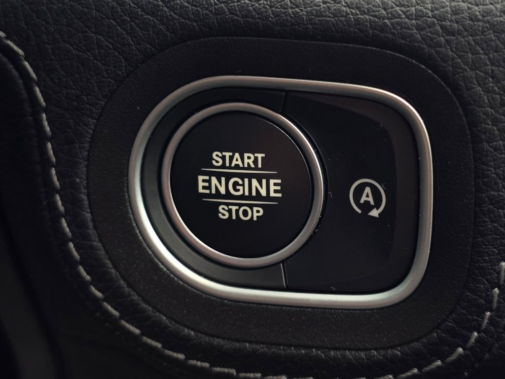 Used 2024 Mercedes-Benz GLE 350 4MATIC w/ Driver Assistance Package image 47