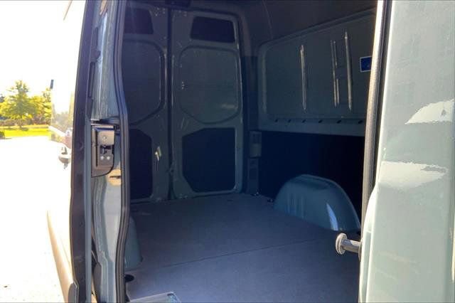New 2025 Mercedes-Benz Sprinter 2500 image 39