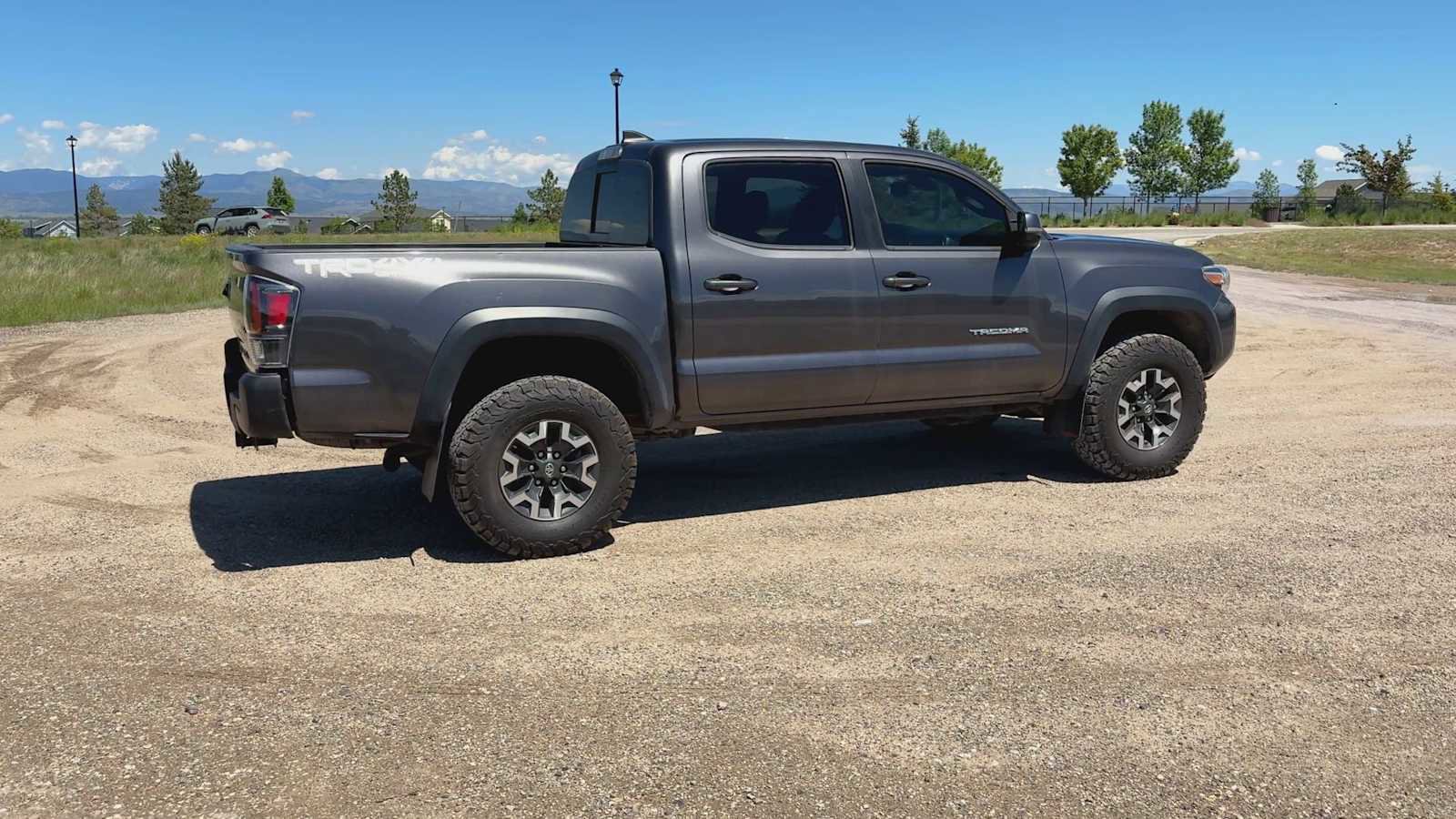 Used 2019 Toyota Tacoma TRD Off-Road AWD/4WD image 9