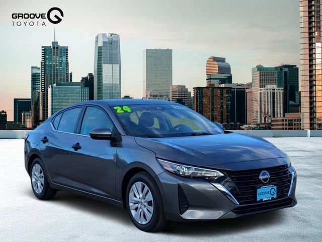 Used 2024 Nissan Sentra S image 8