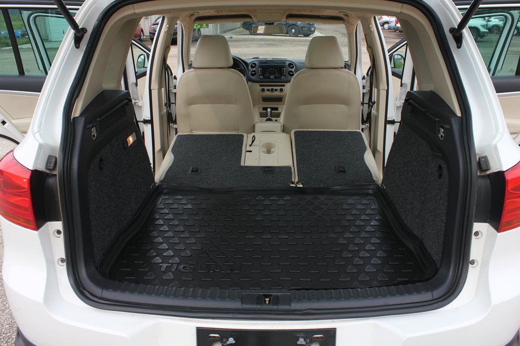 Used 2013 Volkswagen Tiguan SEL AWD/4WD image 39