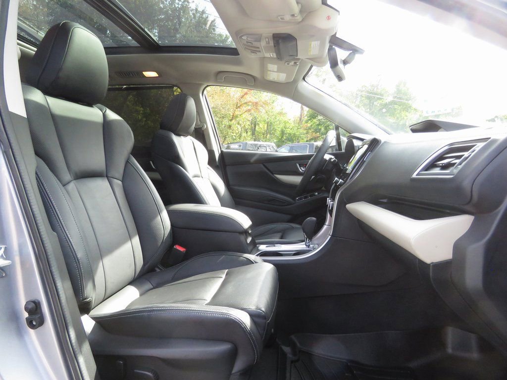 Used 2022 Subaru Ascent Limited w/ Technology Package image 14