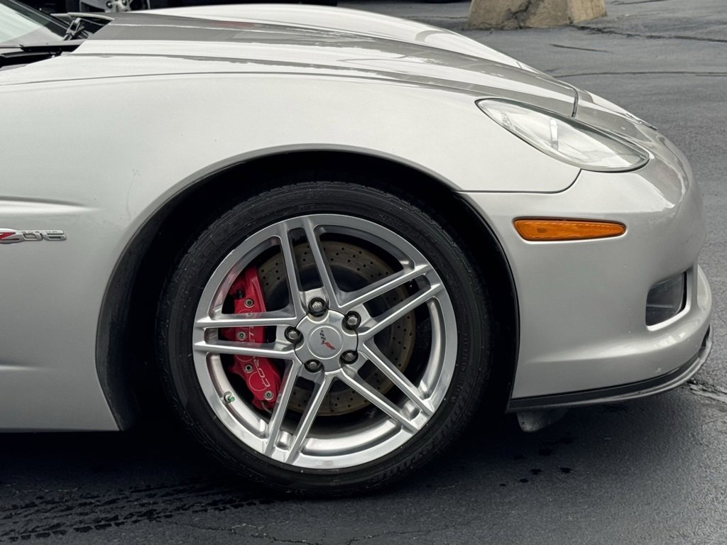 Used 2006 Chevrolet Corvette Z06 w/ Preferred Equipment Group image 35