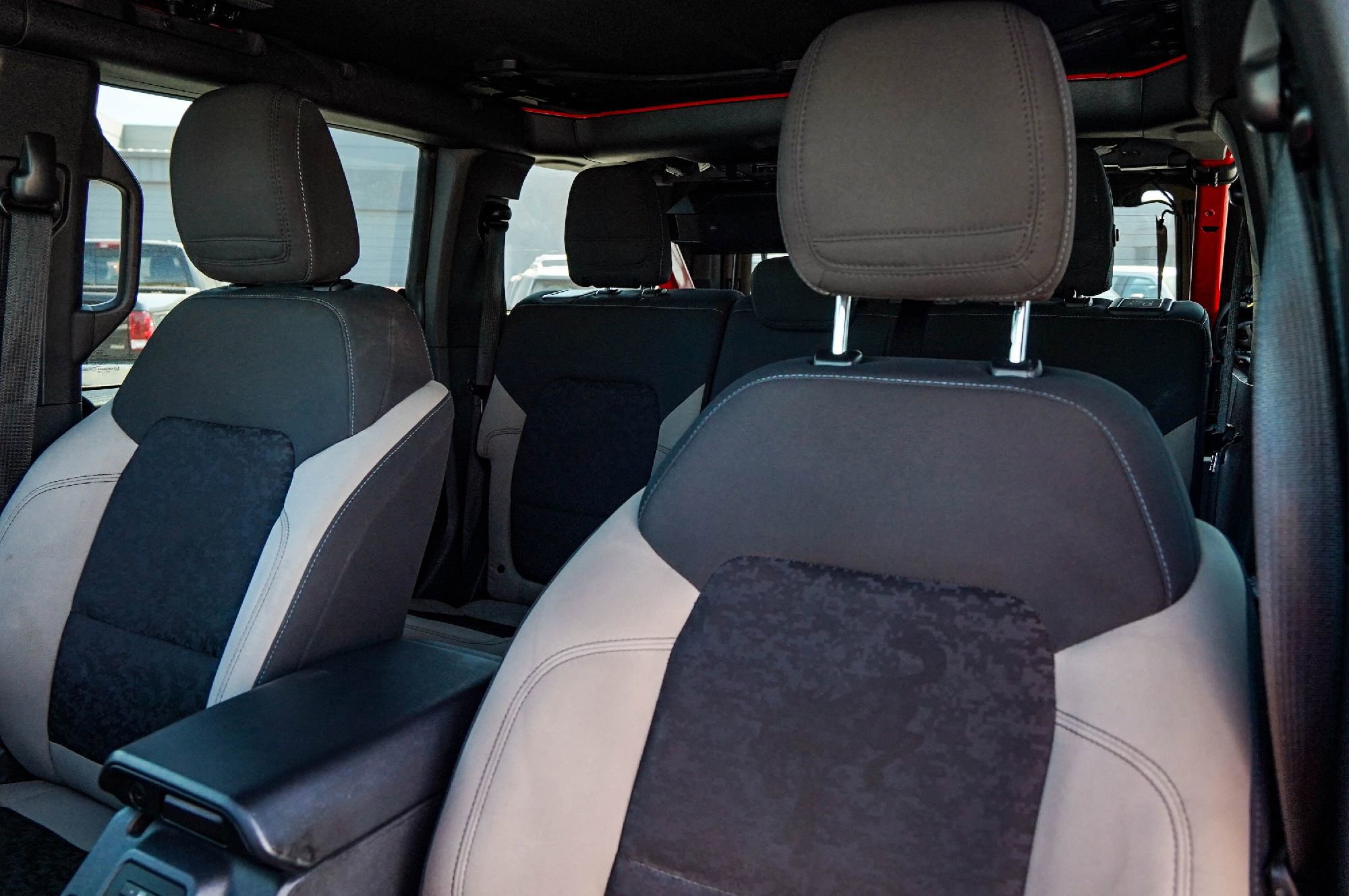 Used 2022 Ford Bronco Wildtrak image 9